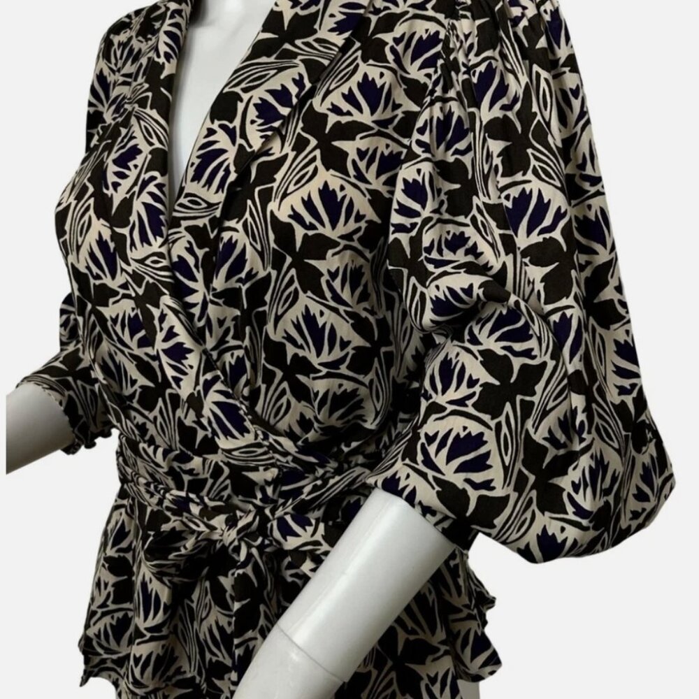 Banana Republic Wrap tie waist top
